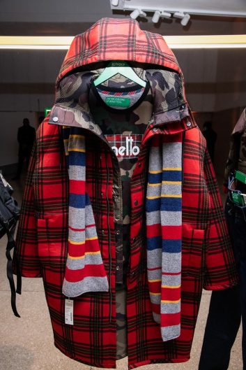 Fotoservizio/FW 20-21/WOMEN/PRESENTAZIONE/UNITED COLORS OF BENETTON/DP2/72