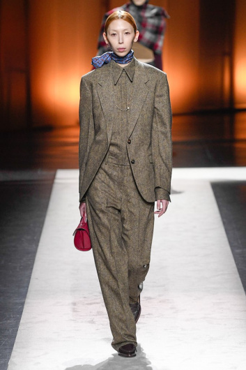 Fotoservizio/FW 20-21/WOMEN/SFILATA/TOD'S/DP2/5