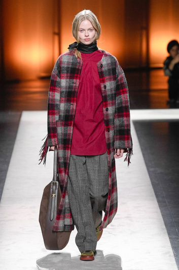 Fotoservizio/FW 20-21/WOMEN/SFILATA/TOD'S/DP2/8