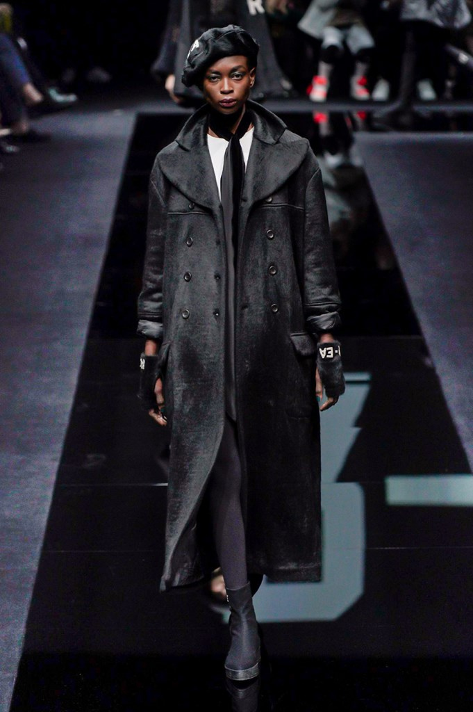 Fotoservizio/FW 20-21/WOMEN/SFILATA/EMPORIO ARMANI/DP2/3