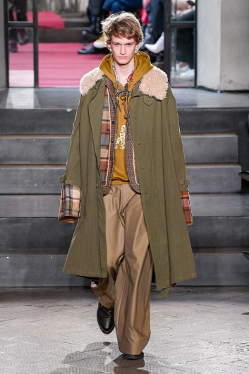 Fotoservizio/FW 20-21/WOMEN/SFILATA/ANTONIO MARRAS/DP2/21