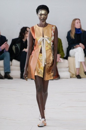 Fotoservizio/FW 20-21/WOMEN/SFILATA/MARNI/DP2/10