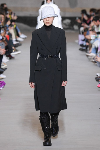 Fotoservizio/FW 20-21/WOMEN/SFILATA/ICEBERG/DP2/1