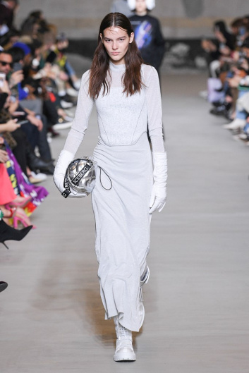 Fotoservizio/FW 20-21/WOMEN/SFILATA/ICEBERG/DP2/7