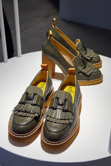 Fotoservizio/FW 20-21/WOMEN/PRESENTAZIONE/HOGAN/DP2/4