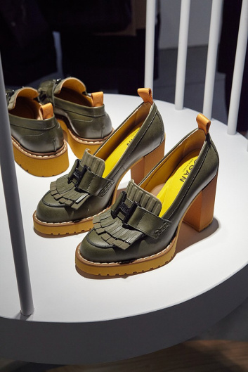 Fotoservizio/FW 20-21/WOMEN/PRESENTAZIONE/HOGAN/DP2/5