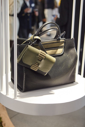 Fotoservizio/FW 20-21/WOMEN/PRESENTAZIONE/HOGAN/DP2/14