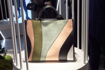 Fotoservizio/FW 20-21/WOMEN/PRESENTAZIONE/HOGAN/DP2/10
