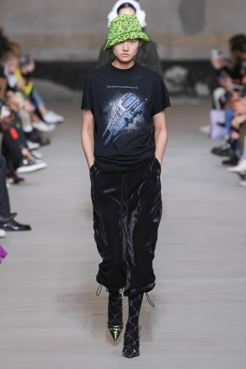 Fotoservizio/FW 20-21/WOMEN/SFILATA/ICEBERG/DP2/4