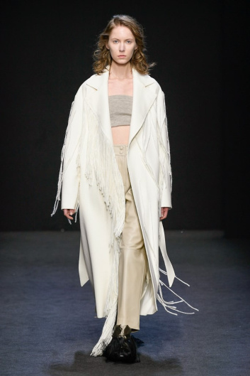 Fotoservizio/FW 20-21/WOMEN/SFILATA/CRISTIANO BURANI/DP2/3