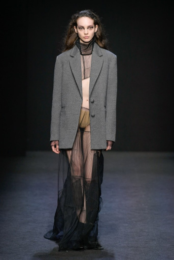 Fotoservizio/FW 20-21/WOMEN/SFILATA/CRISTIANO BURANI/DP2/5