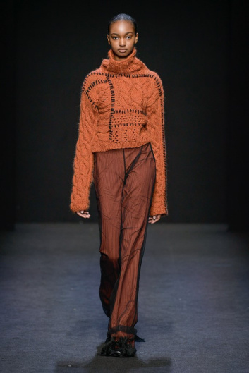 Fotoservizio/FW 20-21/WOMEN/SFILATA/CRISTIANO BURANI/DP2/8
