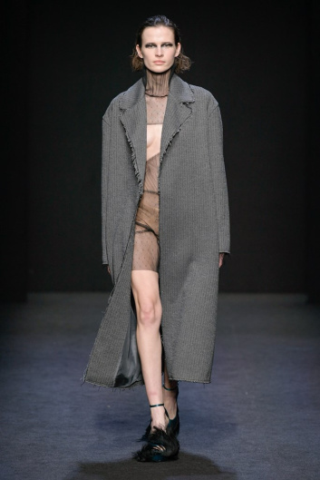 Fotoservizio/FW 20-21/WOMEN/SFILATA/CRISTIANO BURANI/DP2/9
