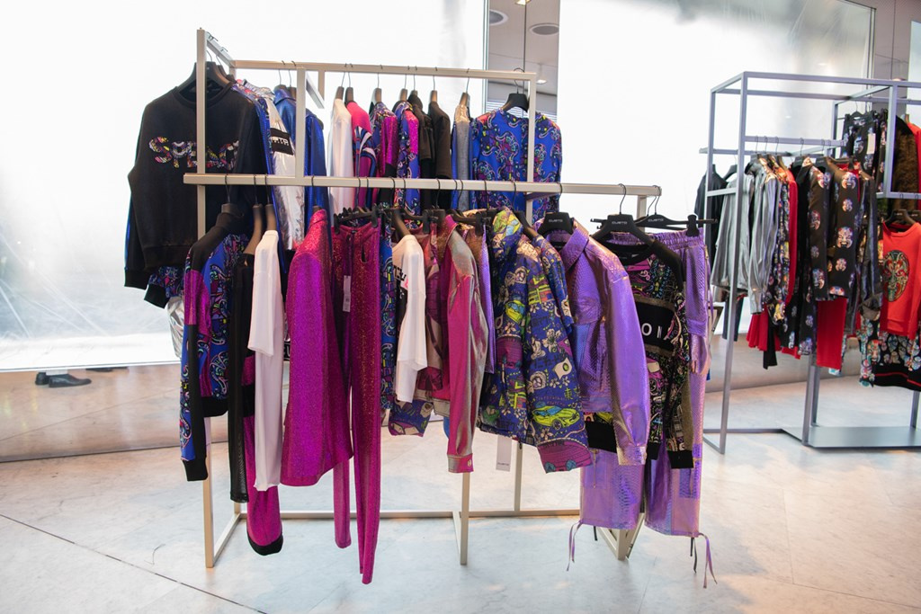 Fotoservizio/FW 20-21/WOMEN/PRESENTAZIONE/CUSTO BARCELONA/DP2/3