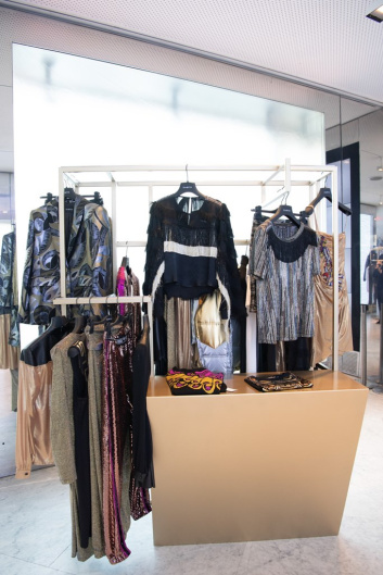 Fotoservizio/FW 20-21/WOMEN/PRESENTAZIONE/CUSTO BARCELONA/DP2/5