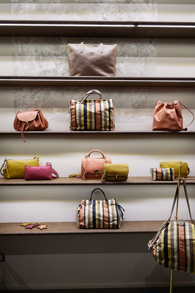 Fotoservizio/FW 20-21/WOMEN/PRESENTAZIONE/IL BISONTE/DP2/6
