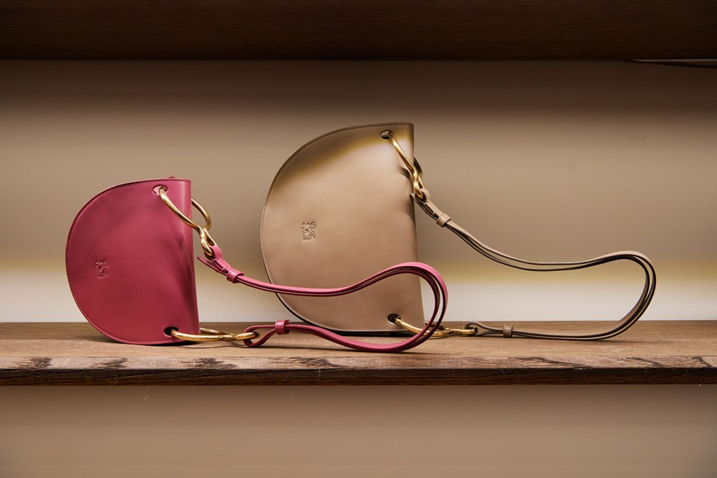 Fotoservizio/FW 20-21/WOMEN/PRESENTAZIONE/IL BISONTE/DP2/16