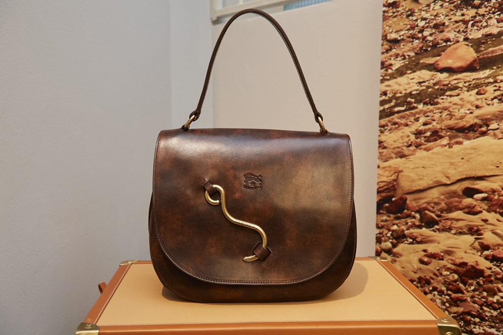 Fotoservizio/FW 20-21/WOMEN/PRESENTAZIONE/IL BISONTE/DP2/19
