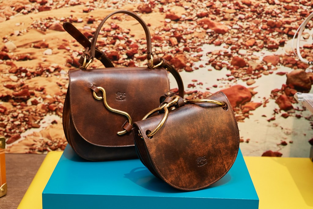 Fotoservizio/FW 20-21/WOMEN/PRESENTAZIONE/IL BISONTE/DP2/20