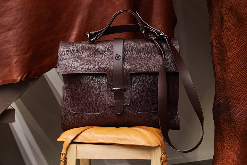 Fotoservizio/FW 20-21/WOMEN/PRESENTAZIONE/IL BISONTE/DP2/25