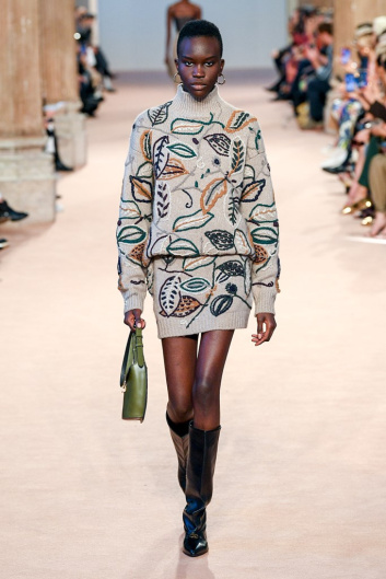 Fotoservizio/FW 20-21/WOMEN/SFILATA/SALVATORE FERRAGAMO/DP2/7