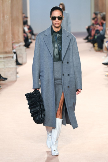 Fotoservizio/FW 20-21/WOMEN/SFILATA/SALVATORE FERRAGAMO/DP2/5