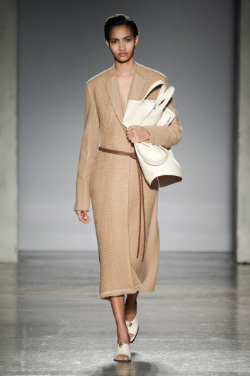 Fotoservizio/FW 20-21/WOMEN/SFILATA/GABRIELE COLANGELO/DP2/2