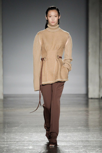 Fotoservizio/FW 20-21/WOMEN/SFILATA/GABRIELE COLANGELO/DP2/0