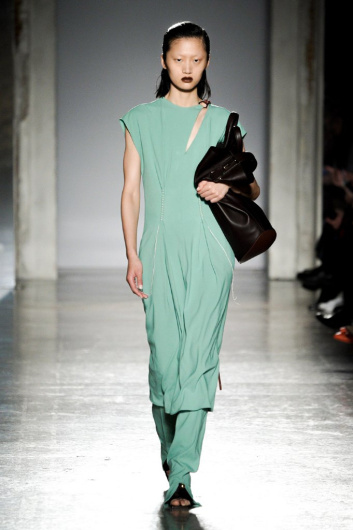 Fotoservizio/FW 20-21/WOMEN/SFILATA/GABRIELE COLANGELO/DP2/5