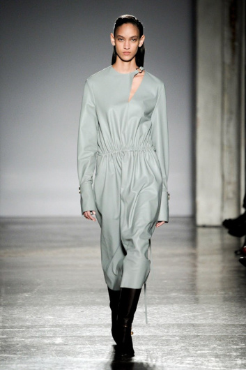 Fotoservizio/FW 20-21/WOMEN/SFILATA/GABRIELE COLANGELO/DP2/2