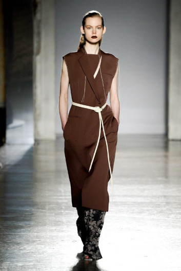 Fotoservizio/FW 20-21/WOMEN/SFILATA/GABRIELE COLANGELO/DP2/4