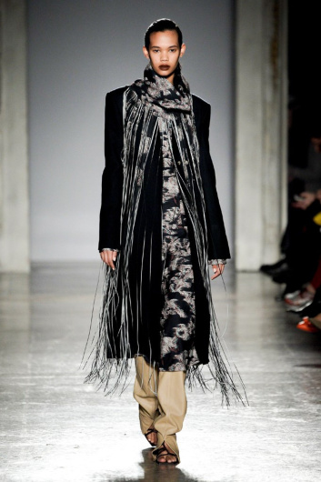 Fotoservizio/FW 20-21/WOMEN/SFILATA/GABRIELE COLANGELO/DP2/6