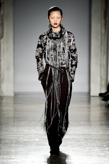 Fotoservizio/FW 20-21/WOMEN/SFILATA/GABRIELE COLANGELO/DP2/7