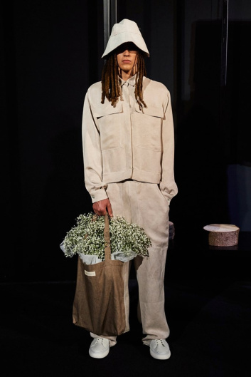 Fotoservizio/FW 20-21/WOMEN/PRESENTAZIONE/FLAVIA LA ROCCA/DP2/0