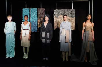 Fotoservizio/FW 20-21/WOMEN/PRESENTAZIONE/FLAVIA LA ROCCA/DP2/10