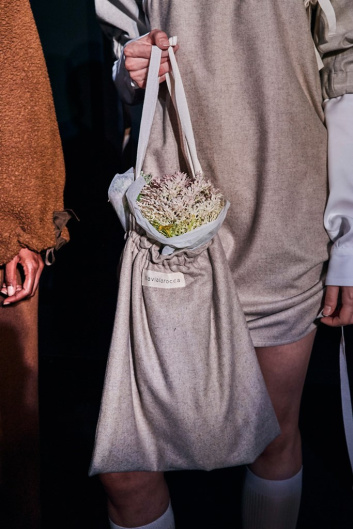 Fotoservizio/FW 20-21/WOMEN/PRESENTAZIONE/FLAVIA LA ROCCA/DP2/17