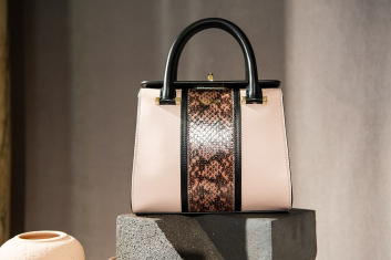 Fotoservizio/FW 20-21/WOMEN/PRESENTAZIONE/SERAPIAN/DP2/40