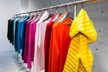Fotoservizio/SS 2016/WOMEN/DUVETICA/DP2/0