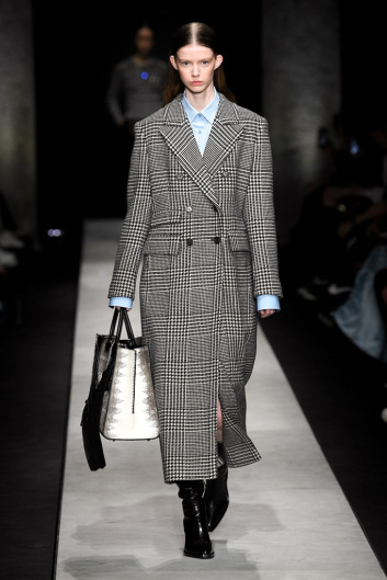 Fotoservizio/FW 20-21/WOMEN/SFILATA/ERMANNO SCERVINO/DP2/1