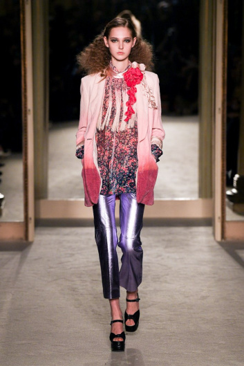Fotoservizio/FW 20-21/WOMEN/SFILATA/PHILOSOPHY DI LORENZO SERAFINI/DP2/0