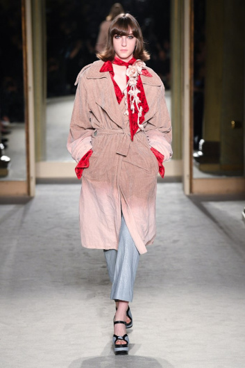 Fotoservizio/FW 20-21/WOMEN/SFILATA/PHILOSOPHY DI LORENZO SERAFINI/DP2/2
