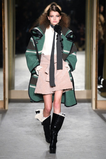 Fotoservizio/FW 20-21/WOMEN/SFILATA/PHILOSOPHY DI LORENZO SERAFINI/DP2/3