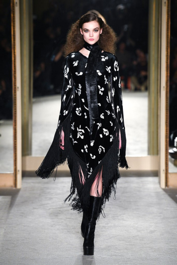 Fotoservizio/FW 20-21/WOMEN/SFILATA/PHILOSOPHY DI LORENZO SERAFINI/DP2/4