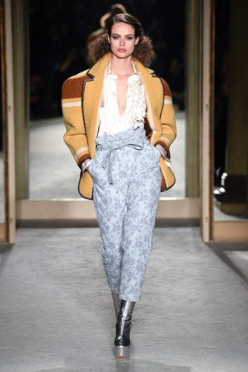 Fotoservizio/FW 20-21/WOMEN/SFILATA/PHILOSOPHY DI LORENZO SERAFINI/DP2/7
