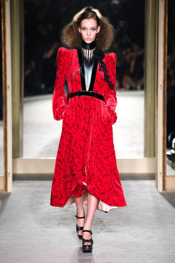 Fotoservizio/FW 20-21/WOMEN/SFILATA/PHILOSOPHY DI LORENZO SERAFINI/DP2/9