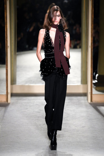 Fotoservizio/FW 20-21/WOMEN/SFILATA/PHILOSOPHY DI LORENZO SERAFINI/DP2/8