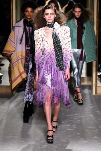 Fotoservizio/FW 20-21/WOMEN/SFILATA/PHILOSOPHY DI LORENZO SERAFINI/DP2/3