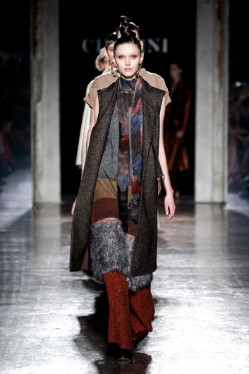 Fotoservizio/FW 20-21/WOMEN/SFILATA/CIVIDINI/DP2/4