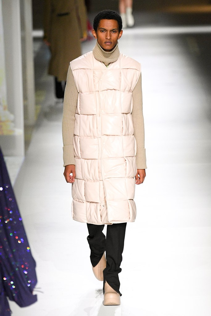 Fotoservizio/FW 20-21/WOMEN/SFILATA/BOTTEGA VENETA/DP2/3