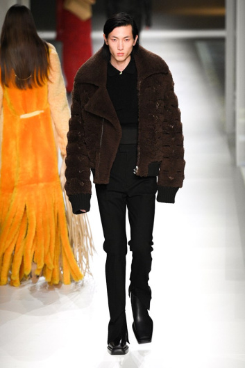 Fotoservizio/FW 20-21/WOMEN/SFILATA/BOTTEGA VENETA/DP2/2